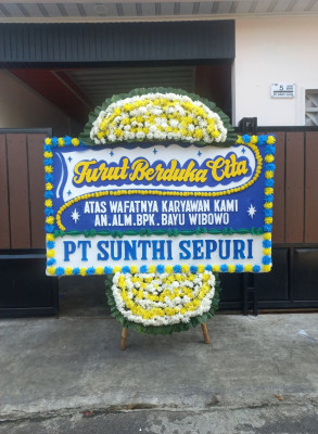 Papan Bunga Duka di Sendangsari