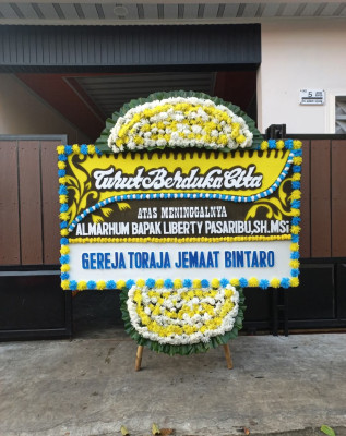 Papan Bunga Duka di Sendangsari